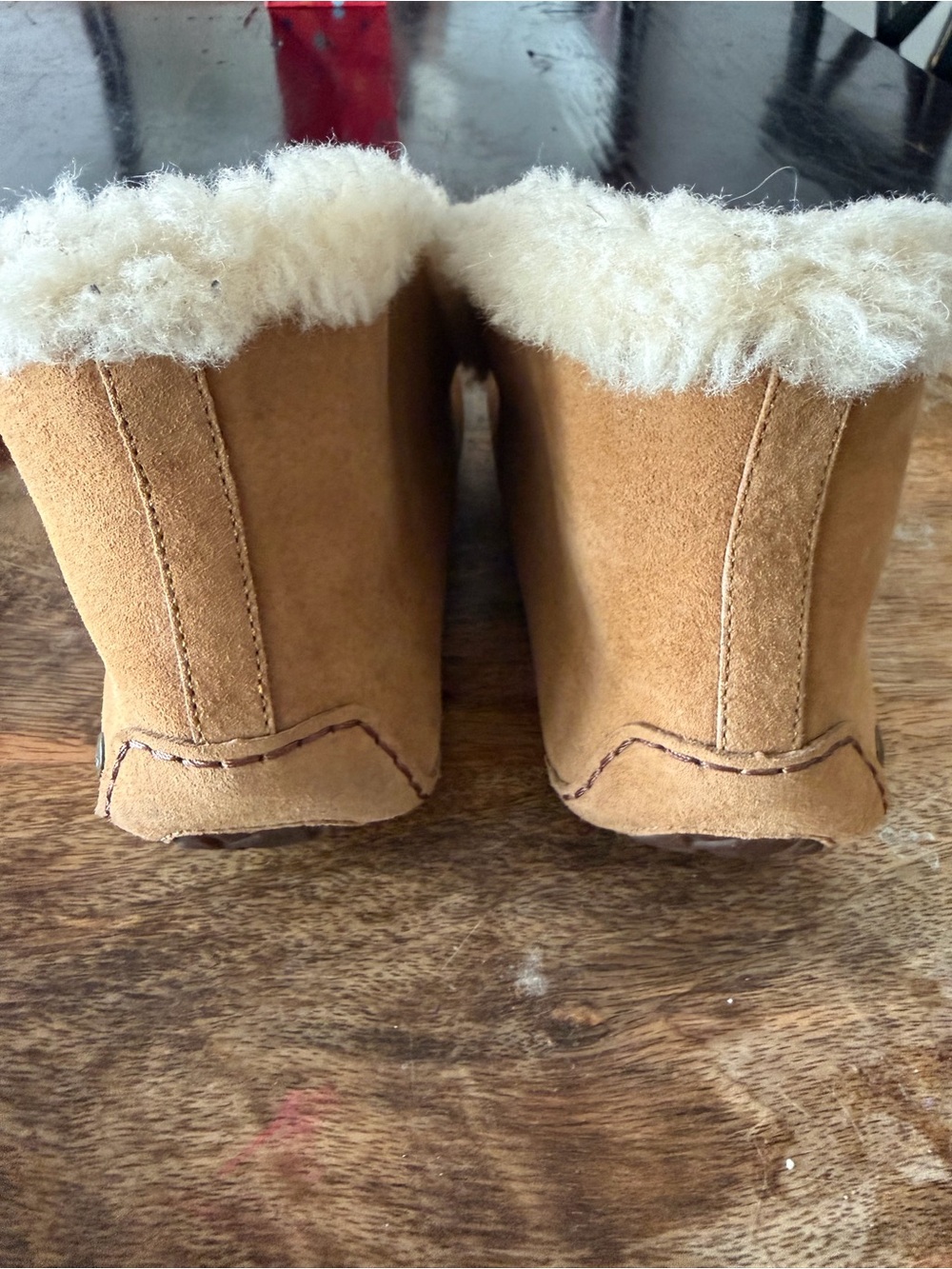 UGG Women's Tasman Shearling-Lined Chestnut Moccasin Slippers size 8 - Picture 5 of 6